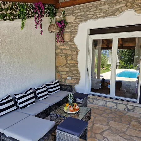 Casa Della Noemi Nedeščina