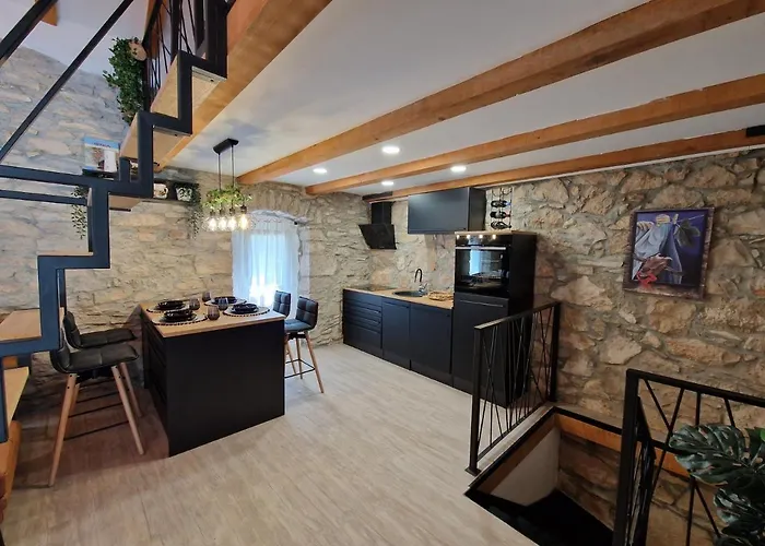 Vakantiehuis Casa Della Noemi Nedeščina